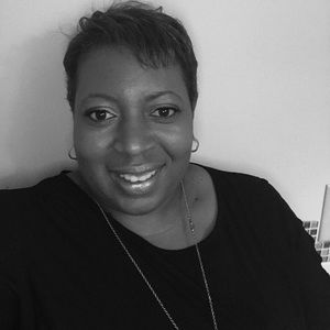 Meet your Posher, Monique